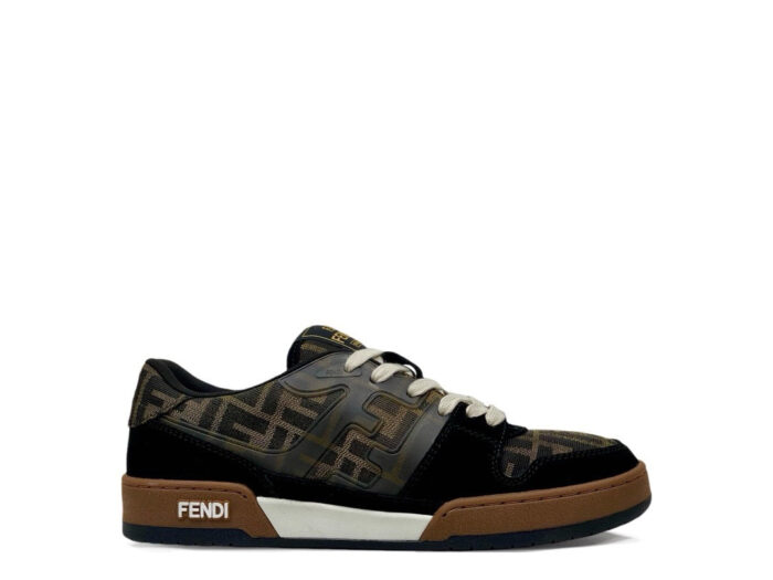 Scarpe Fendi in tessuto con logo FF, suola contrasto in bianco e marrone.