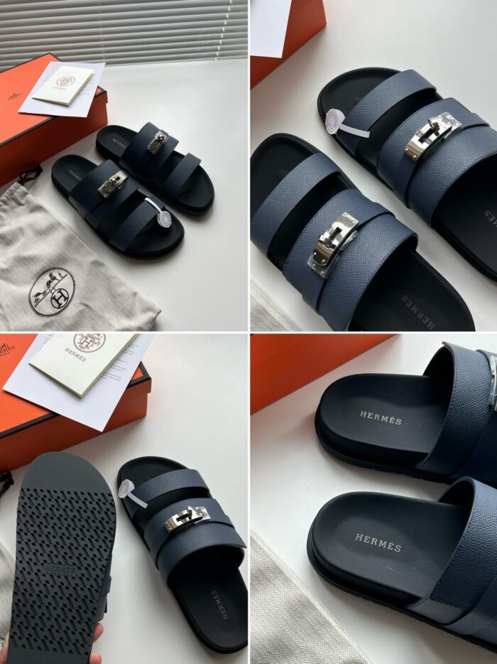 Sandali Hermès in pelle blu, design elegante, logo iconico e dettagli di alta qualità.