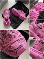 Scarpe sportive rosa moderne con suola antiscivolo e design elegante per attività e casual.