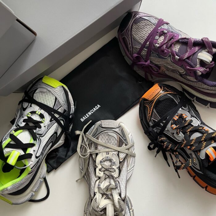 Sneaker di lusso, streetwear 2024: design innovativi, colori vivaci e stile contemporaneo.