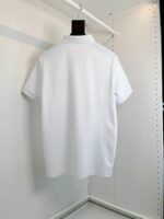 Maglietta polo bianca classica, semplice, versatile, perfetta per ogni occasione uomo e donna.