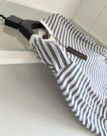 Camicia estiva a righe blu e bianco in cotone, casual e leggera.