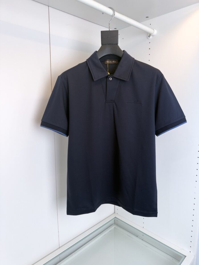 Maglietta polo navy blue uomo, stile classico, elegante e versatile per ogni occasione.