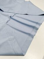 Camicia azzurro chiaro slim fit in cotone, elegante e versatile per ogni occasione.