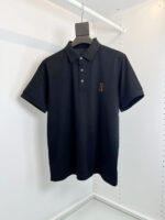 Maglietta polo nera uomo, elegante e versatile, perfetta per ogni occasione.