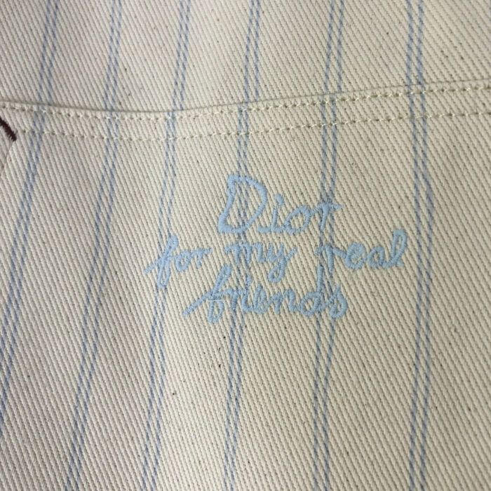 Dior, tessuto a righe con ricamo personalizzato for my real friends in stile elegante.