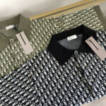 Magliette polo moderne con motivi geometrici in verde e nero, nuove con etichette originali.