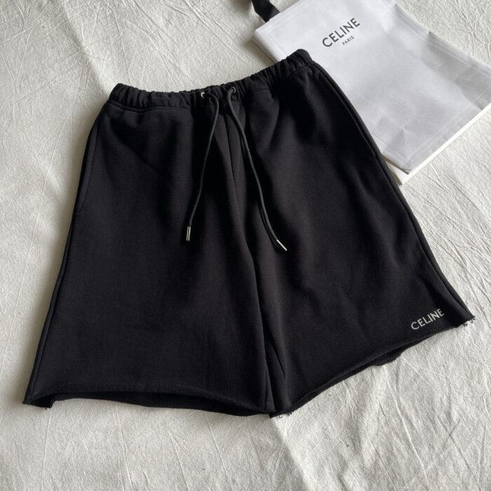 Shorts neri Celine casual, luxury, in tessuto morbido con logo in bianco.