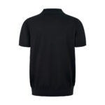 Maglietta polo nera da uomo, stile classico e versatile per ogni occasione casual ed elegante.