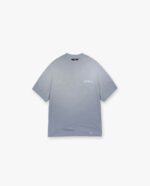 T-shirt grigia oversize casual uomo, morbida, con grafica minimalista e stile streetwear moderno.