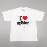 T-shirt bianco casual con grafica colorata I Love Sp5der e dettagli vivaci.