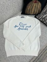 Maglione Dior cream con ricamo For my real friends, stile casual e luxe.