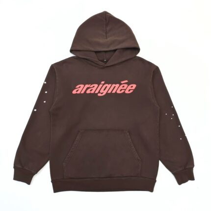 Felpa marrone con logo rosa, tagli e dettagli stile streetwear moderno.