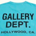 Maglietta turquoise GALLERY DEPT Hollywood, stile urbano e casuale.