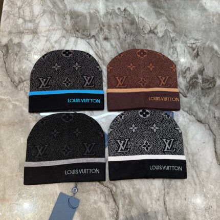 Cappelli Beanie Louis Vuitton di Lusso, stile elegante e caldo per uomo.