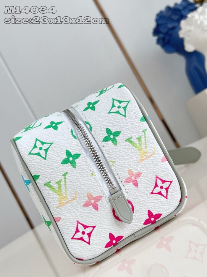 Borsa Louis Vuitton colorata con design moderno, elegante e dettagli di alta qualità.