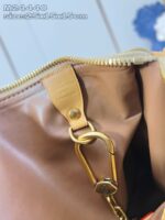 Interno in pelle di borsa di lusso con zip, dettaglio di alta qualità e stile elegante.