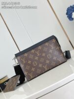 Elegante borsa monogram di lusso con tracolla removibile, perfetta per ogni occasione.