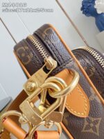 Borsa Louis Vuitton Monogram in pelle con dettagli dorati, elegante e spaziosa per ogni occasione.