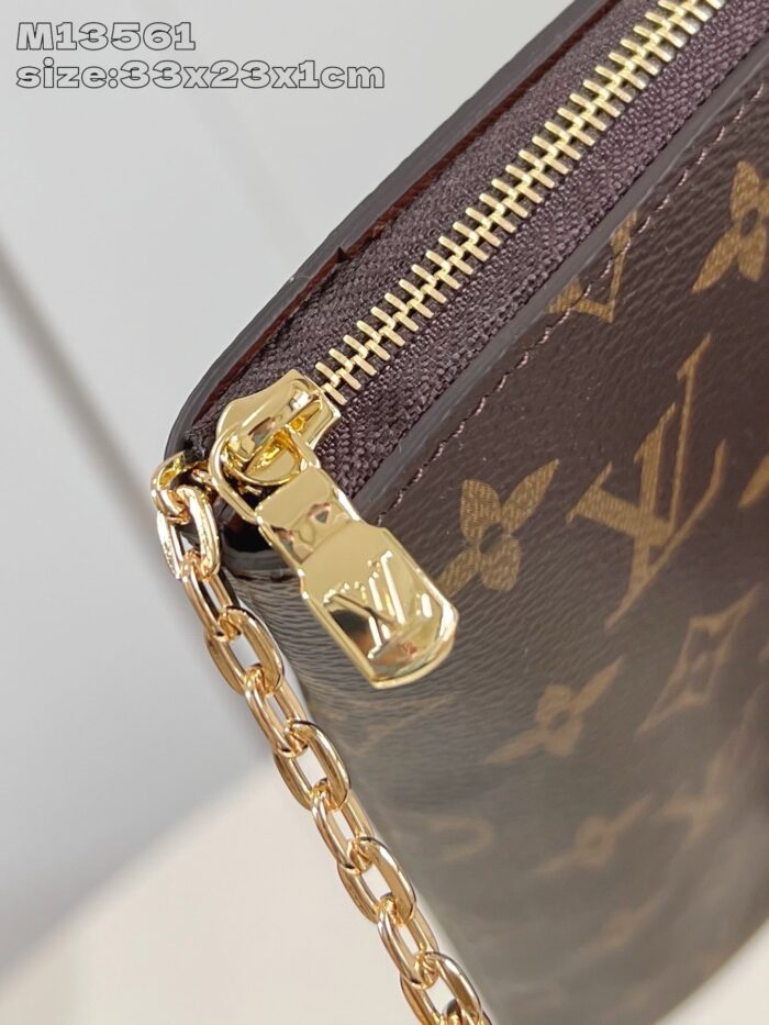 Pochette di lusso Monogramma con catena dorata, elegante e compatta per ogni occasione.
