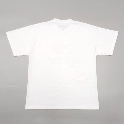 T-Shirt bianca semplice per personalizzazione, casuale, versatile e adatta a ogni occasione.