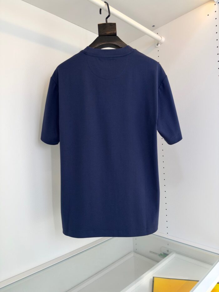 Camicia casual navy a manica corta, stile semplice ed elegante per ogni occasione.