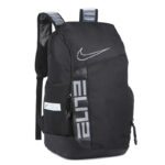 Zaino Nike Elite nero, stile sportivo e resistente, ideale per scuola, allenamento e uso quotidiano.