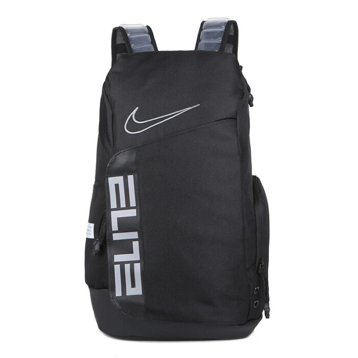 Zaino Nike Elite nero con comparti, logo riflettente e design sportivo e resistente.