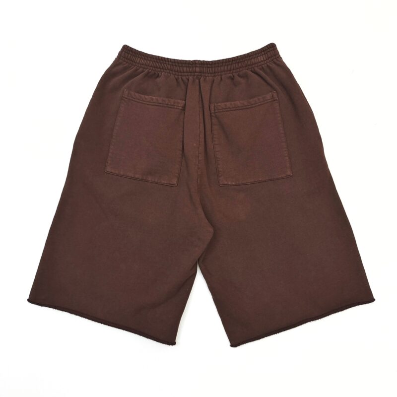 Pantaloncini marroni da donna, elastici, comodi e ideali per estate e attività sportive.