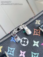 Borsa nera con motivi colorati, zip elegante e stile moderno in pelle resistente.
