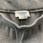 Joggers Thom Browne in grigio made in Japan, casual e di alta qualità.