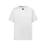 Maglietta bianca semplice e confortevole, perfetta per look casual e stile minimal.